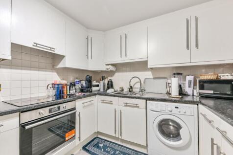 Admiral Walk, Royal Oak, London, W9