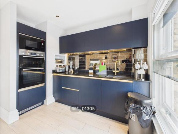 3 bed Apartment to rent Image 7
