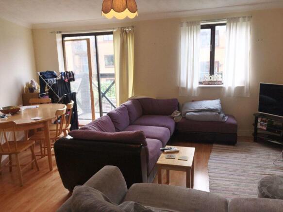 Photo 3