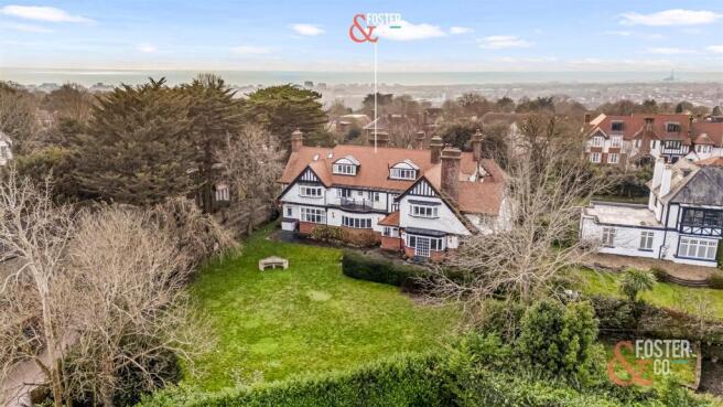 Dyke Road Avenue, 32-006 LOGO.jpg