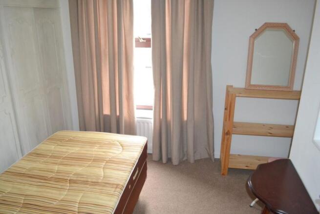 bed3 (Medium).JPG
