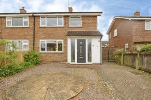 20, Greenaway Close, Northampton NN7 3EJ