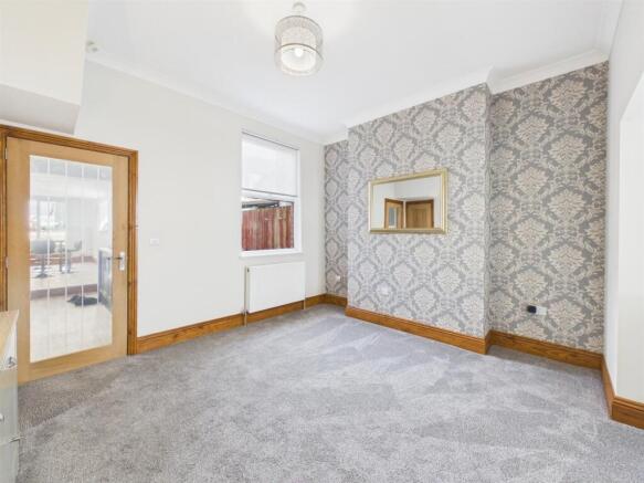 4 bed End of Terrace for sale Image 3