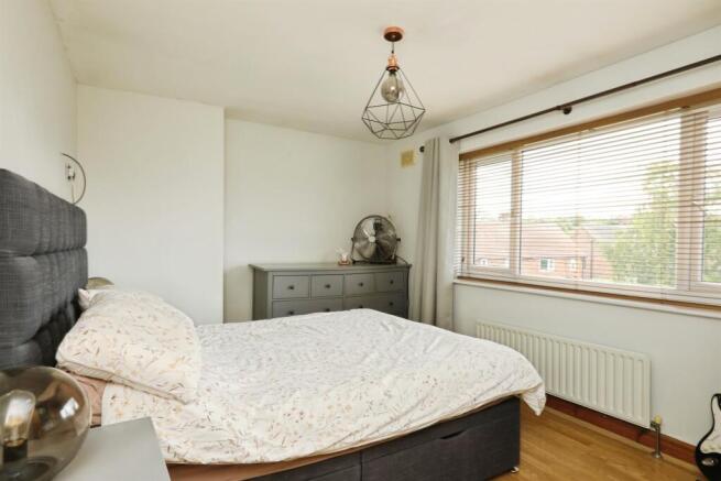 2 bed Semi-Detached for sale Image 6