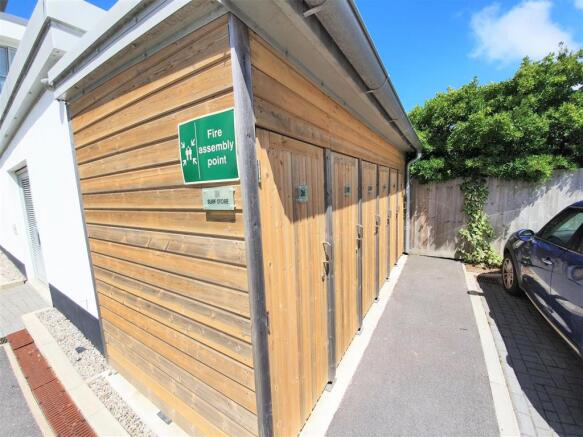 Surf Store