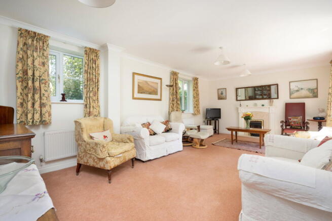 Fruitfields Close, Devizes, Wiltshire, SN10 5JY photo 4