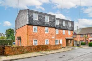 11, Mayfield, London Road, Marlborough SN8 2AA