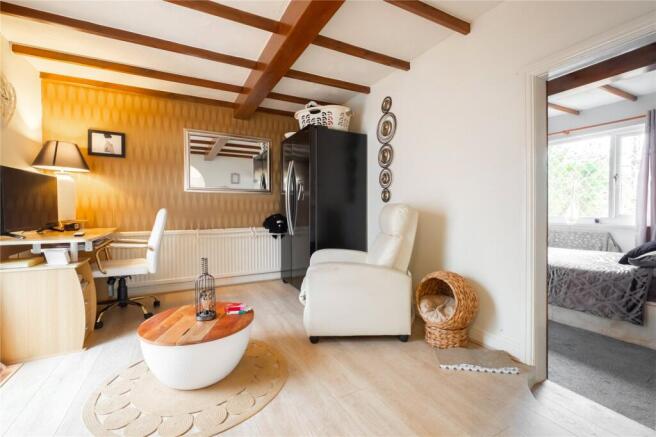 3 bed Semi-Detached for sale Image 9