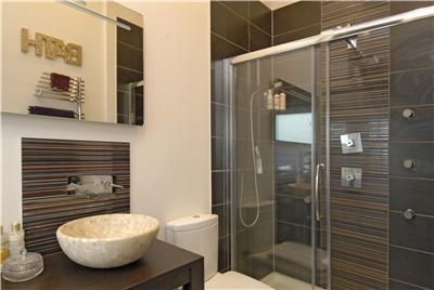 Master Ensuite
