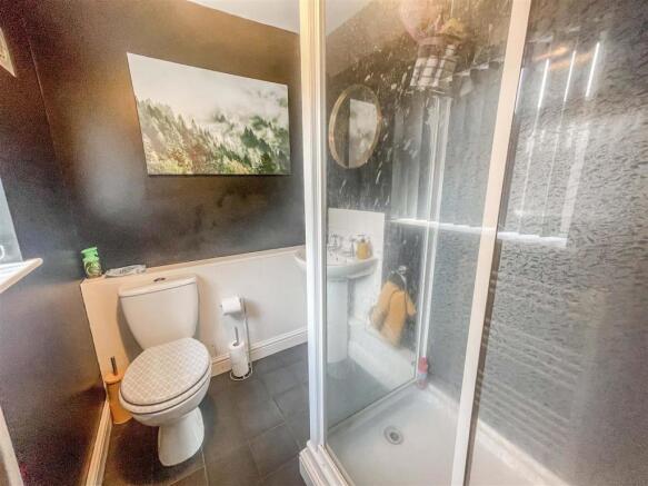Groundfloor Shower Room