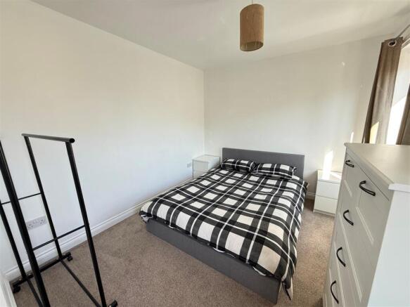 3 Edwards Court v1.jpg