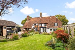Stubbons, Lynwick Street, Horsham RH12 3DN
