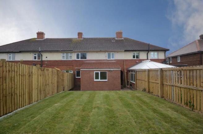 1 bed Terraced to rent Image 11