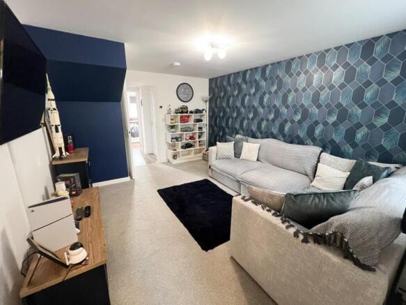 Heol Stradling, Coity, Bridgend, CF35 6QH photo 3