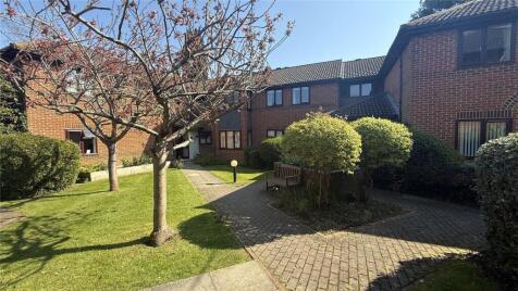 Huntsgreen Court, Bracknell, Berkshire, RG12