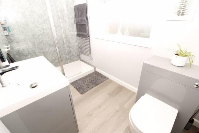 Ensuite Shower Room/WC