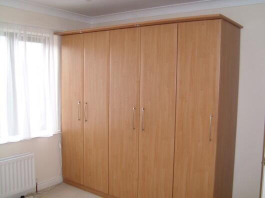 MAIN BEDROOM