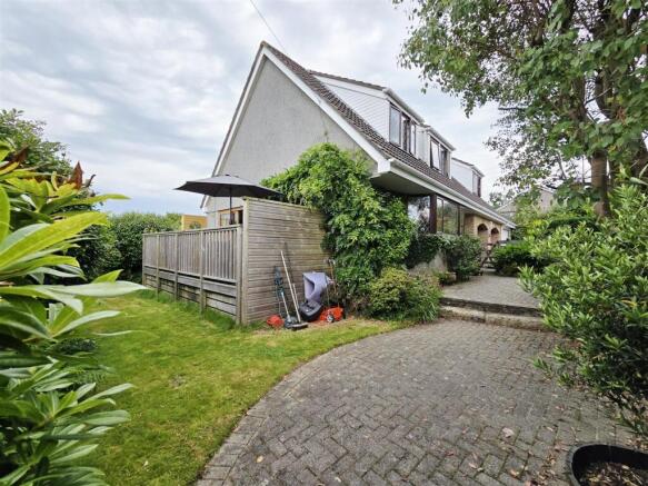 Rear Aspect