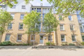 74, St Andrews Close, Canterbury CT1 2RT