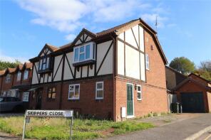 8, Maritime Close, Greenhithe DA9 9QW