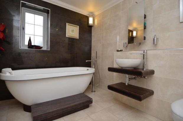 Main Bathroom
