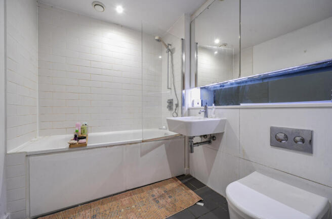 Richmond Road, London, E8 photo 4