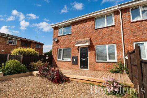 Rosebay Close, Witham, CM8
