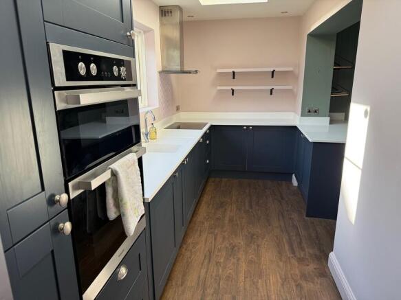 Kitchen 1 