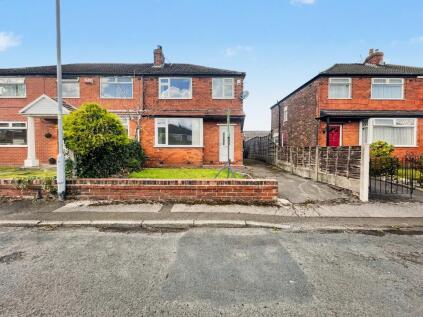 Hilltop Avenue, Whitefield, M45