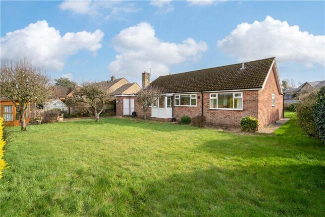 2 bed Bungalow for sale Image 12