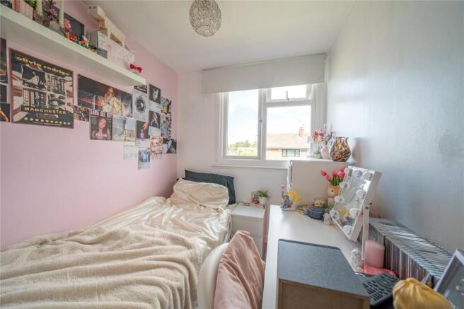 3 bed Semi-Detached for sale Image 10