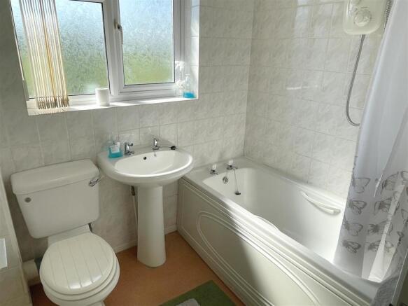 Bath 1.JPG