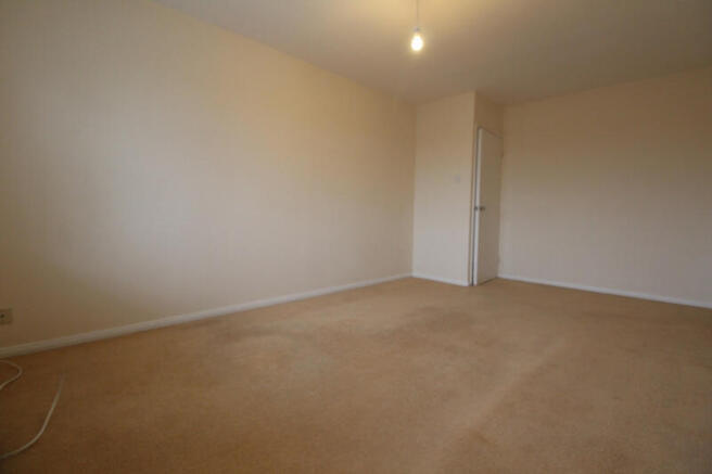 182_new lounge pic 2.JPG