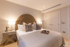 Flat 5, Chalfont Court, Baker Street, London NW1 5RS