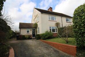 4 Spring Cottage, Kiln Lane, Lower Bourne, Farnham GU10 3LR