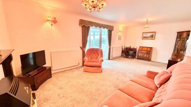 2 bed Detached Bungalow for sale Image 5