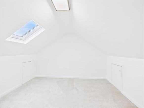 3 bed Terraced to rent Image 11