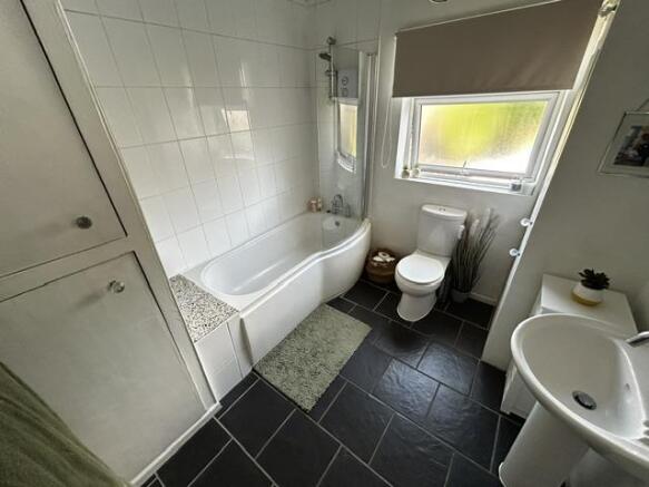 2 bed Terraced for sale Image 8