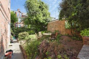 17, Mountfield Court, Grove Hill Road, Tunbridge Wells TN1 1SN