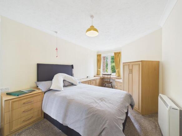 1 bed Flat for sale Image 4