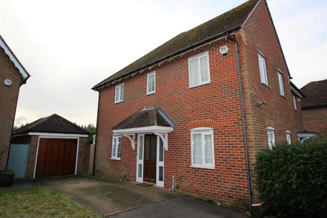7 Morrison Close
