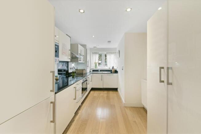 FAIRTHORN ROAD, 3...