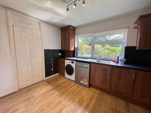 Flat 1, Willow Court, Willow Bank, Manchester photo 4