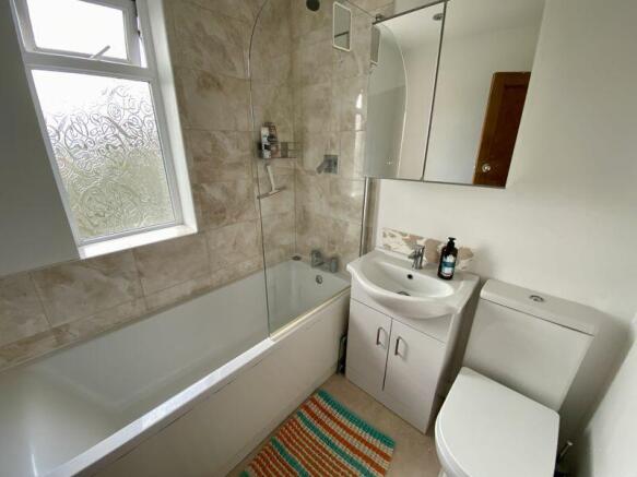 Family Bathroom/WC