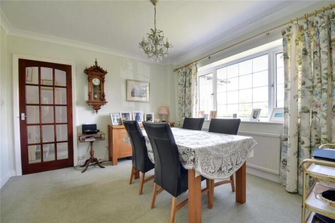 4 bed Detached for sale Image 4