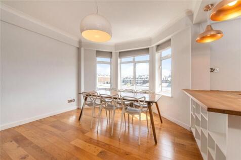 Stanhope Terrace,
Hyde Park, W2