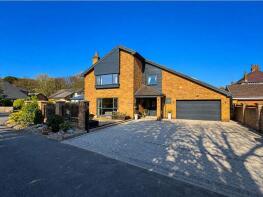 3 Woodside, Linden Green, Thornton-cleveleys FY5 2QN