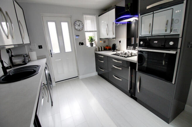 Kitchen 2