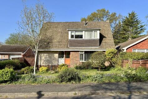 Hocombe Drive, Hiltingbury, Chandler's Ford, SO53