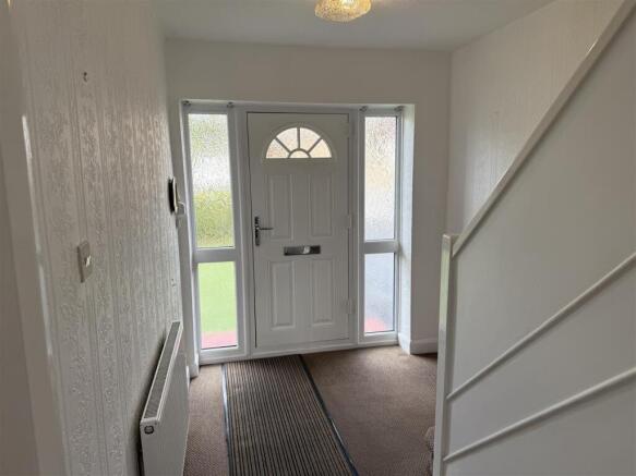 3 bed Semi-Detached for sale Image 5